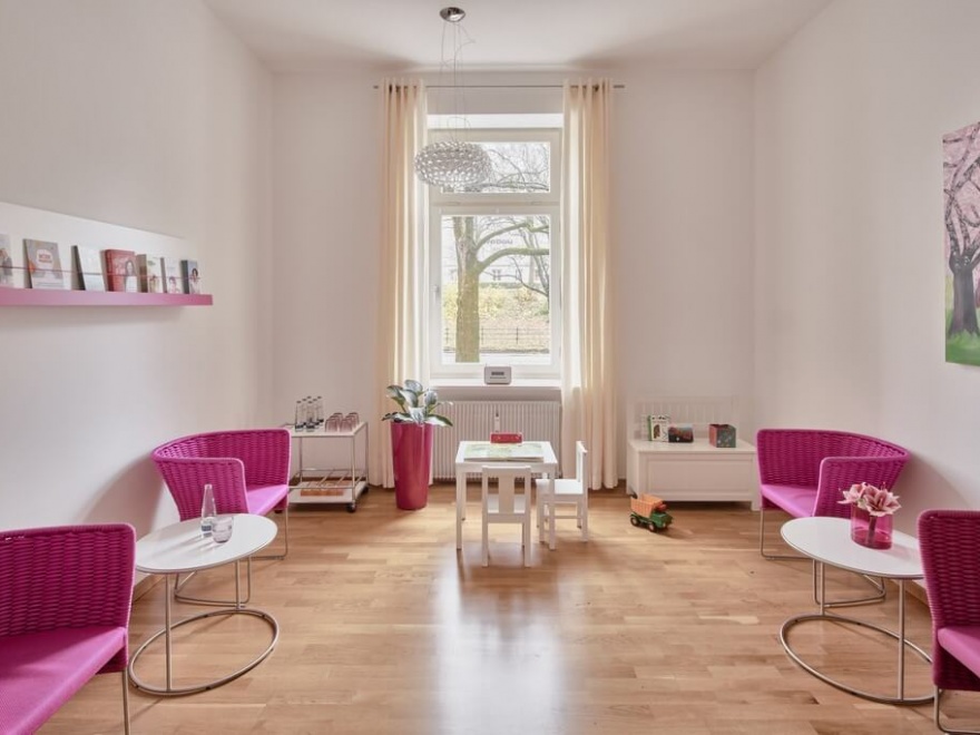 Impressionen - Privatpraxis Dr. Fischer & Kirschbaum - Fachärztinnen für Frauenheilkunde und Geburtshilfe